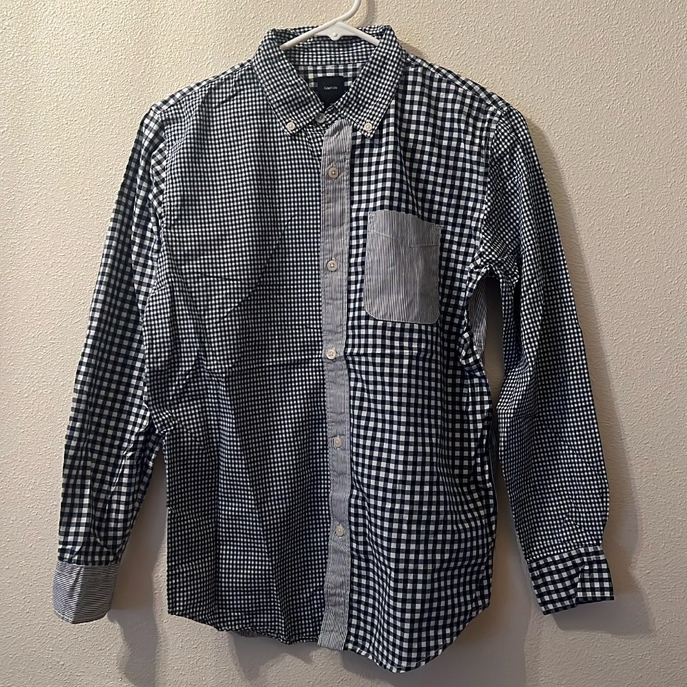 GAP Youth button down LS shirt.